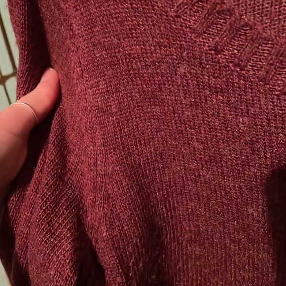 Burgundy flutter sweater - Picture 3 of 6